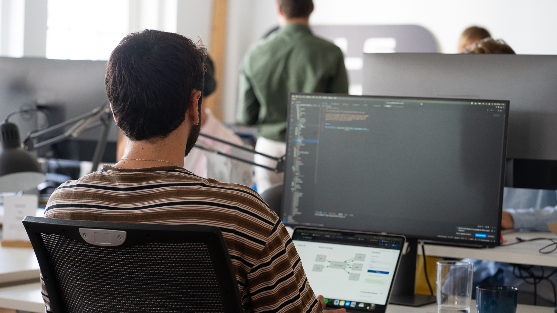 ML6 team_writing code_amsterdam