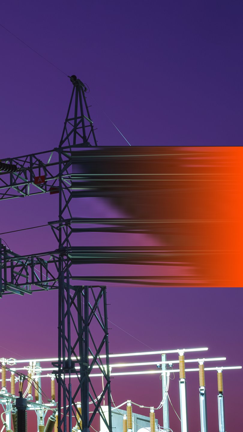 ENVATO_Silhouette of high voltage electric pylons with electrical equipment of power substation at night By aowsakornprapat_V1