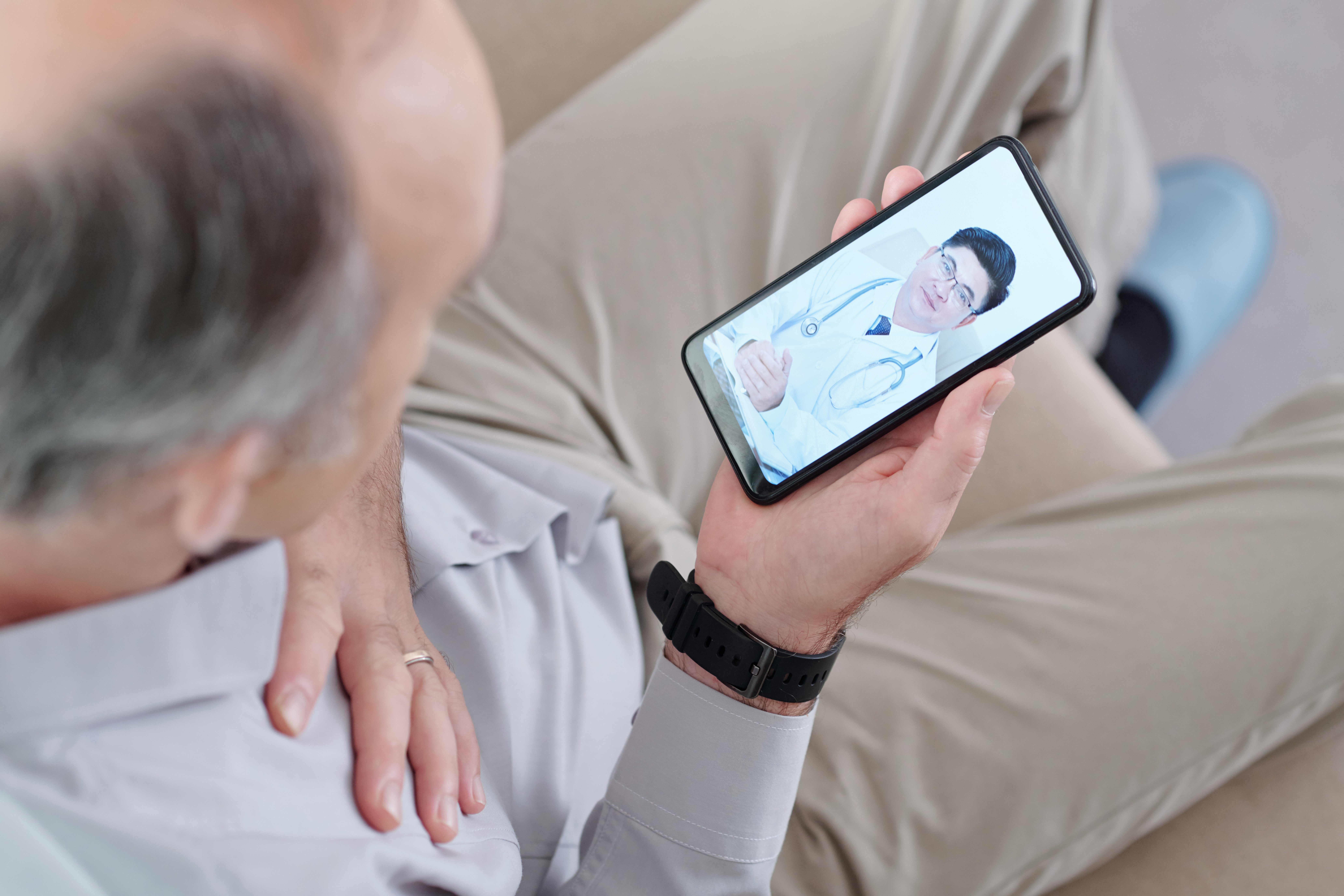 mature-man-video-calling-his-doctor-2026-01-08-00-09-56-utc