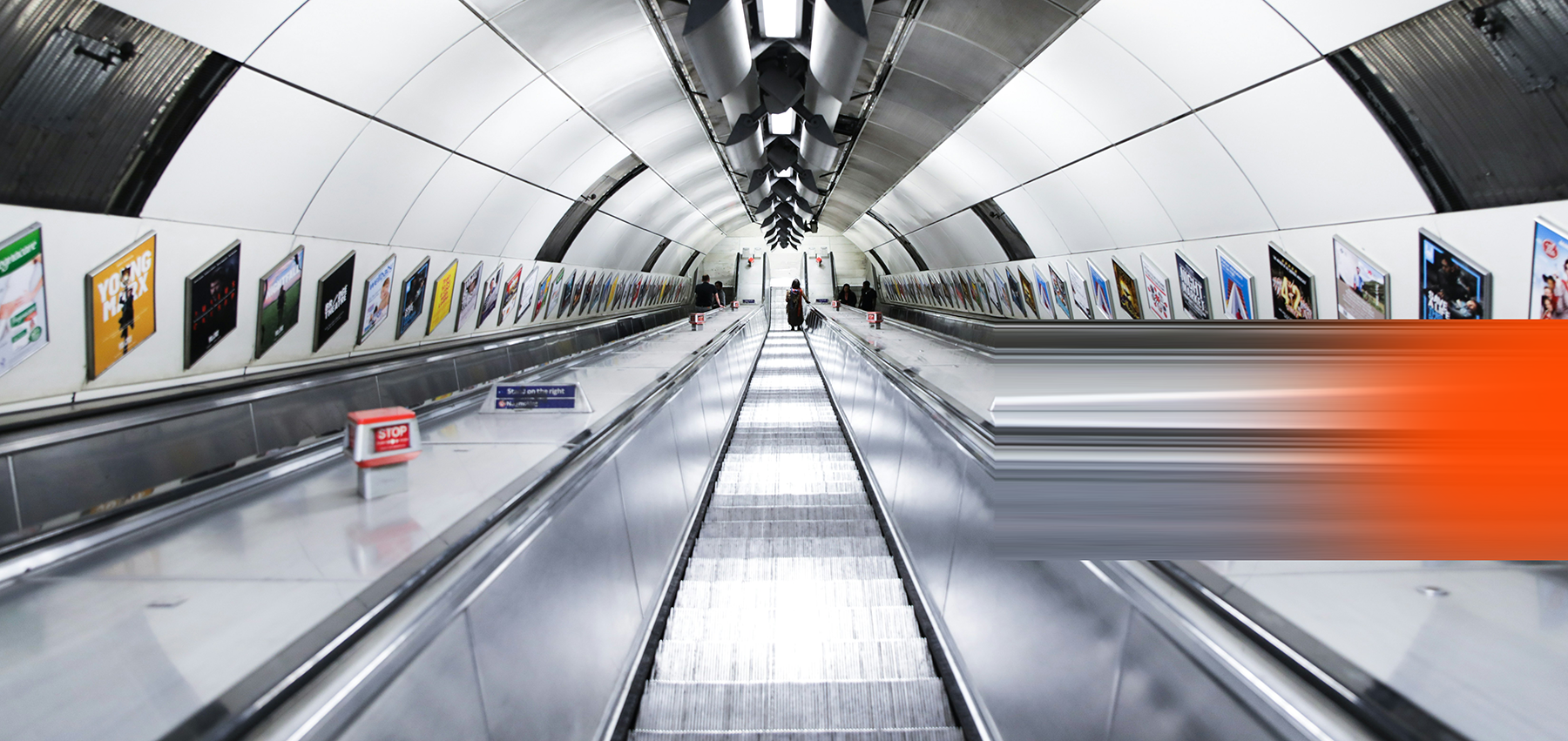 ML6 Department pages image of a metro station