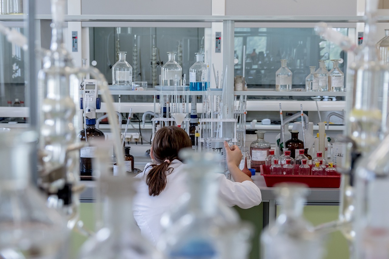 research and development chemist in her lab
