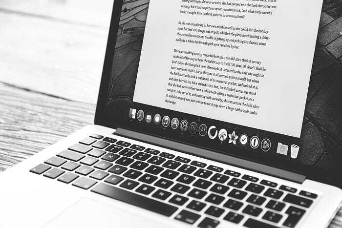 Image laptop with open document