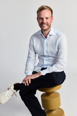 Jeffrey Hagen on a chair at ML6