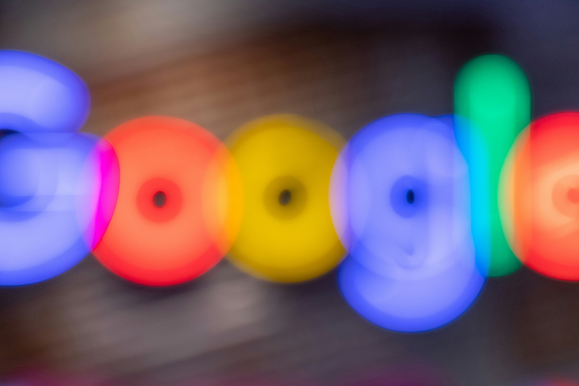 google logo